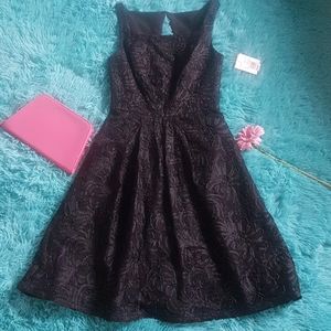 TRULY ZAC POSEN BLACK DRESS -NEW-